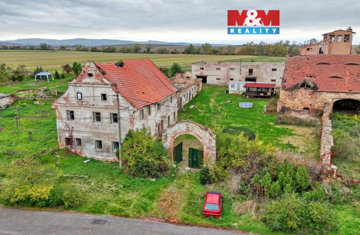 Prodej zemědělské usedlosti, Krásný Dvůr, 2152 m2