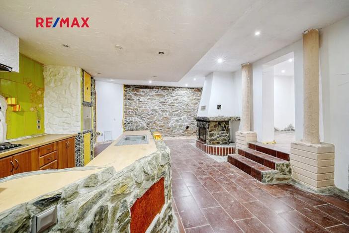 Prodej apartmánu, Všeruby, 952 m2