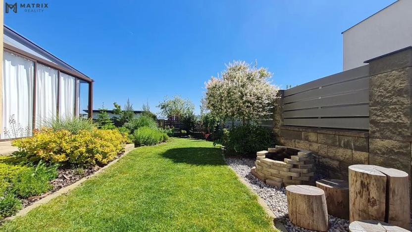 Pronájem rodinného domu, Králův Dvůr, Na Lucberku, 270 m2