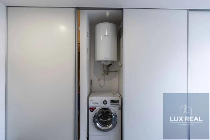 Prodej atypického bytu, Mikulov, Komenského, 164 m2