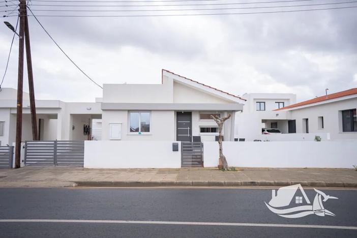 Prodej domu na klíč, Frenaros, Kypr, 120 m2