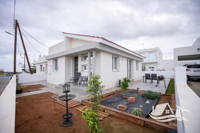 Prodej domu na klíč, Frenaros, Kypr, 120 m2