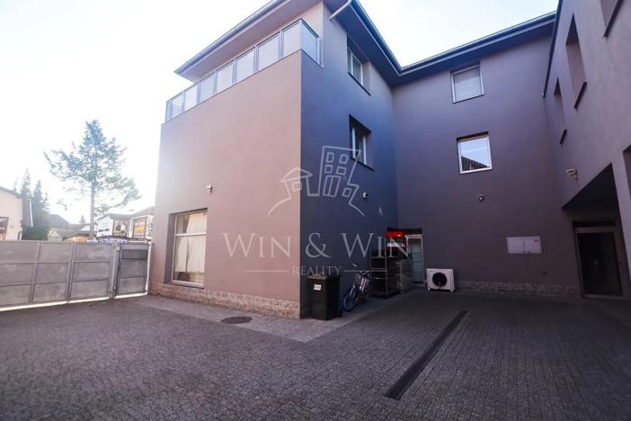 Pronájem bytu 4+kk, Praha - Horní Počernice, Náchodská, 124 m2