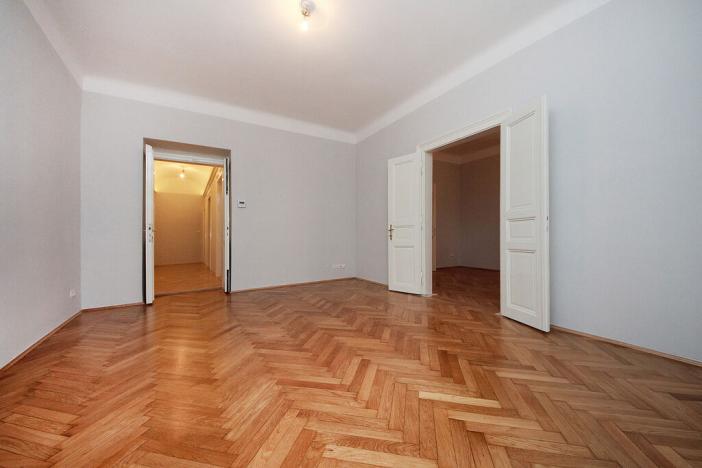 Pronájem bytu 4+1, Praha - Smíchov, Kořenského, 121 m2