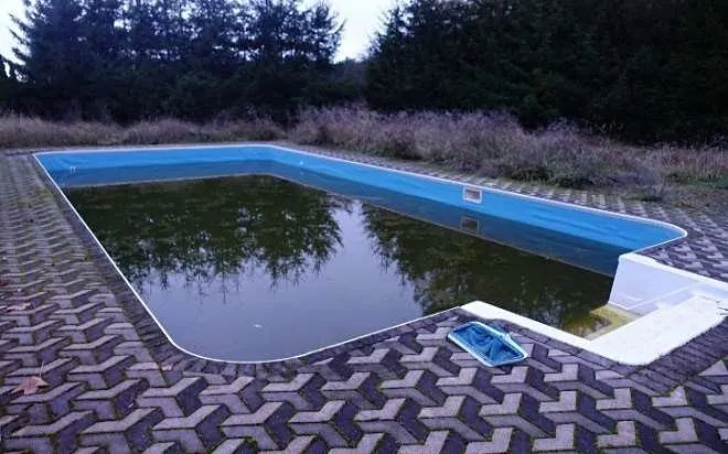 Dražba ubytování, Nová Paka, 2698 m2