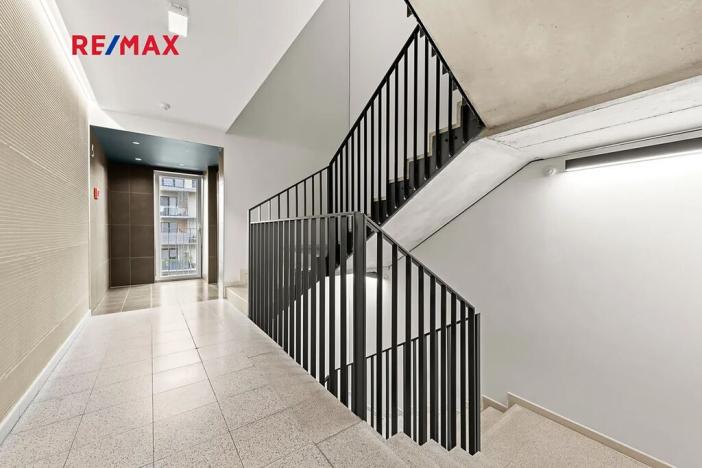 Prodej bytu 1+kk, Praha - Libeň, Novovysočanská, 27 m2