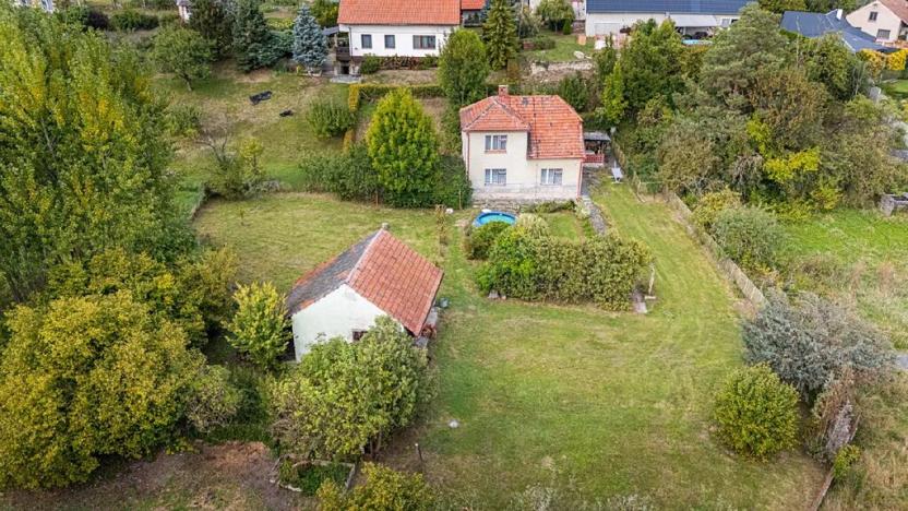 Prodej pozemku pro bydlení, Uhersko, 3765 m2