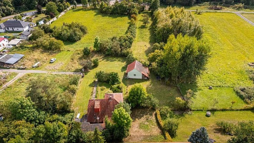 Prodej pozemku pro bydlení, Uhersko, 3765 m2