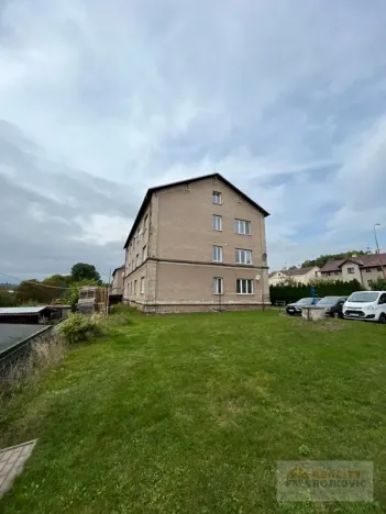 Prodej bytu 1+1, Meziměstí, Školní, 58 m2