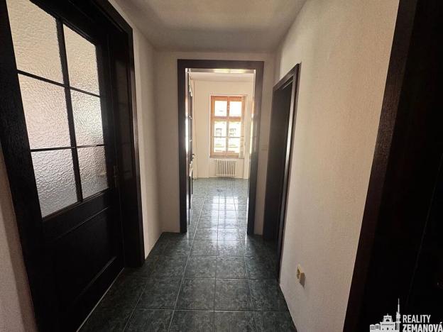 Pronájem kanceláře, Praha - Vinohrady, Jugoslávská, 65 m2