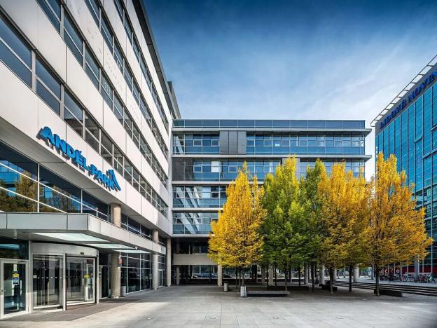 Pronájem kanceláře, Praha - Smíchov, Radlická, 790 m2