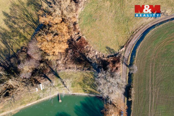 Prodej pole, Podluhy, 1679 m2