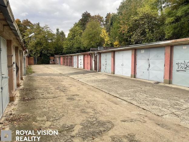 Prodej garáže, Brno, Třískalova, 16 m2