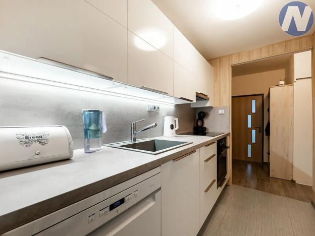 Prodej bytu 3+1, Prachatice, nám. Přátelství, 62 m2