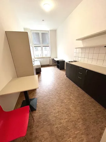 Pronájem bytu 1+kk, Praha - Smíchov, Křížová, 22 m2