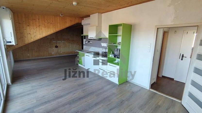 Prodej bytu 1+kk, Stožec, 57 m2