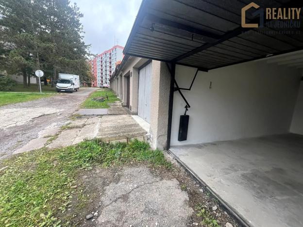 Pronájem garáže, Ústí nad Orlicí, Na Štěpnici, 18 m2