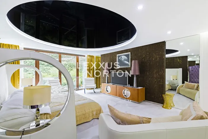 Pronájem bytu 1+kk, Praha - Bubeneč, Mlýnská, 53 m2