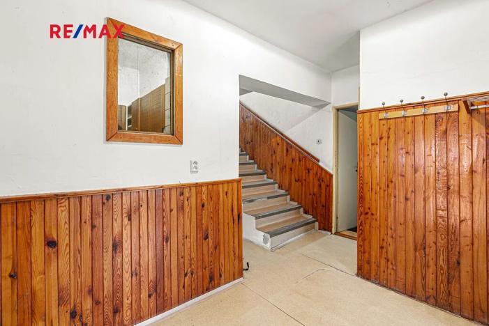 Prodej rodinného domu, Zlosyň, 307 m2