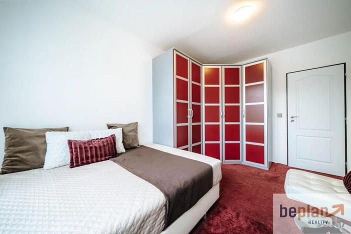 Pronájem pokoje, Praha - Háje, Hviezdoslavova, 18 m2