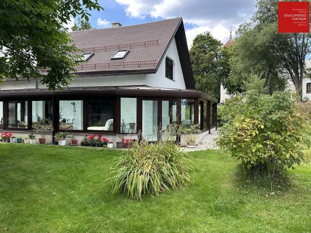 Prodej rodinného domu, Mnichov, 311 m2