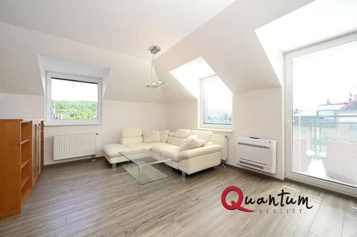 Pronájem bytu 3+kk, Praha - Libeň, Kovanecká, 77 m2