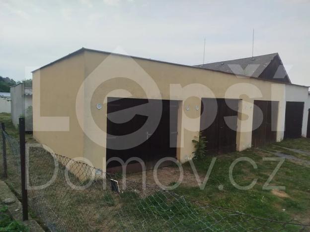 Prodej pozemku pro bydlení, Vápenná, 680 m2