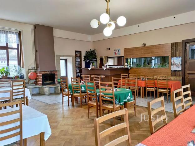 Prodej restaurace, Písek, Hradiště, 497 m2