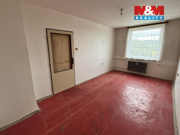 Prodej bytu 3+1, Vroutek, Na Hůrce, 65 m2