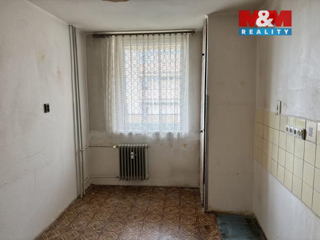 Prodej bytu 3+1, Vroutek, Na Hůrce, 65 m2