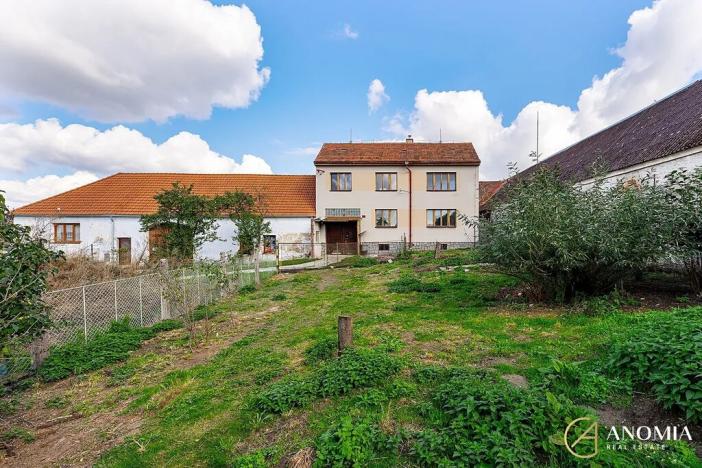 Prodej rodinného domu, Zvěrotice, 196 m2