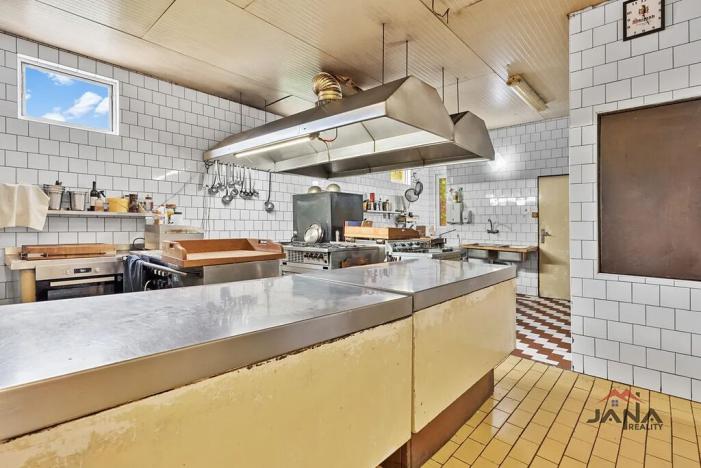 Prodej restaurace, Příšovice, 300 m2