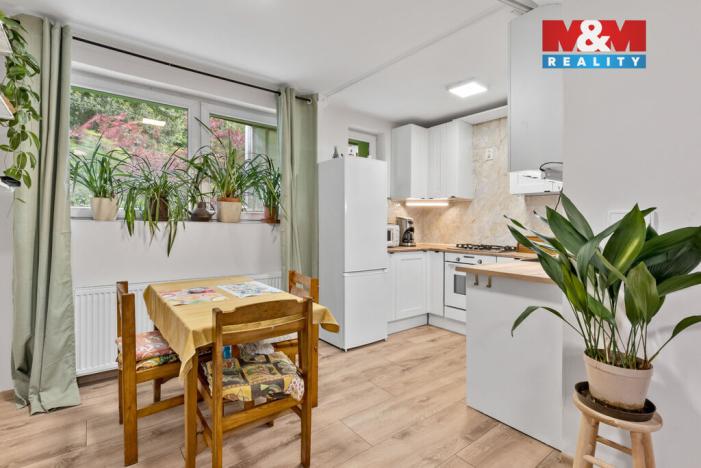 Prodej ubytování, Hamr na Jezeře, Liberecká, 905 m2