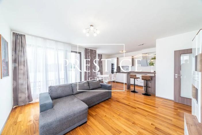 Pronájem bytu 2+kk, Praha - Karlín, Nekvasilova, 62 m2
