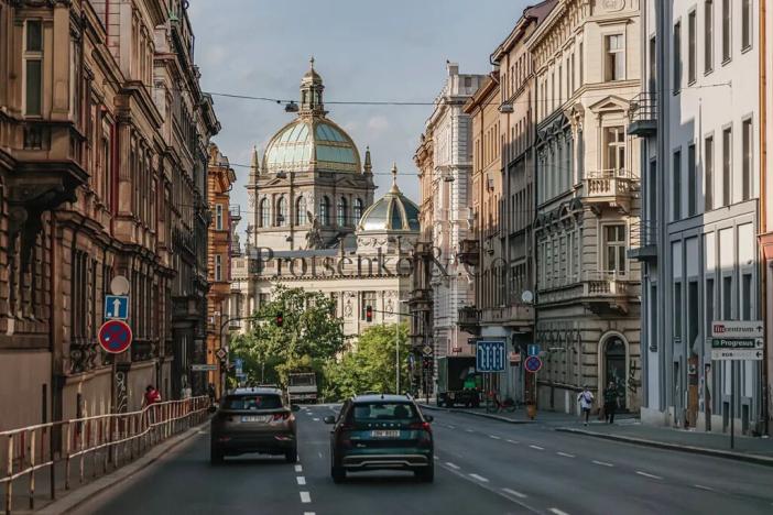 Prodej obchodního prostoru, Praha - Nové Město, Legerova, 230 m2