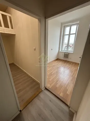 Prodej bytu 3+kk, Plzeň, Lobezská, 61 m2
