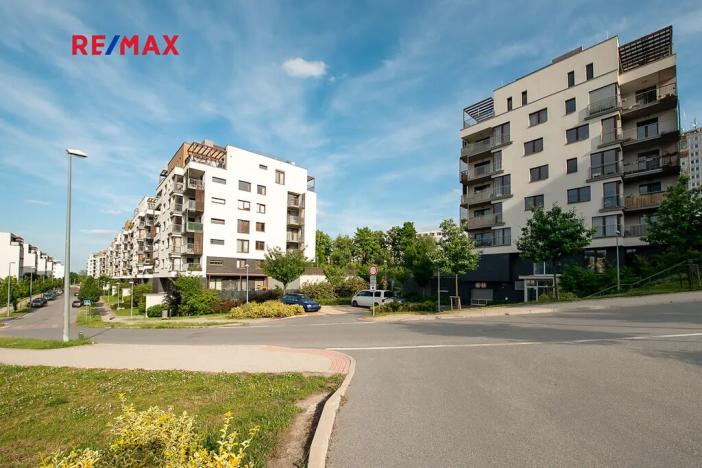 Prodej bytu 3+kk, Praha - Hrdlořezy, Učňovská, 71 m2