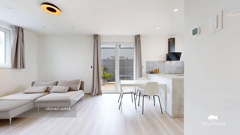 Prodej bytu 4+kk, Vochov, 81 m2