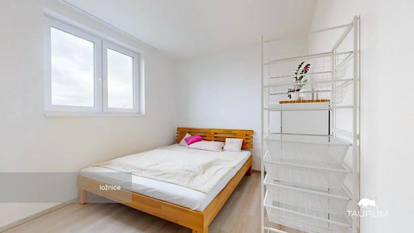 Prodej bytu 4+kk, Vochov, 81 m2