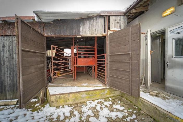 Prodej výrobních prostor, Jaroměř, 871 m2