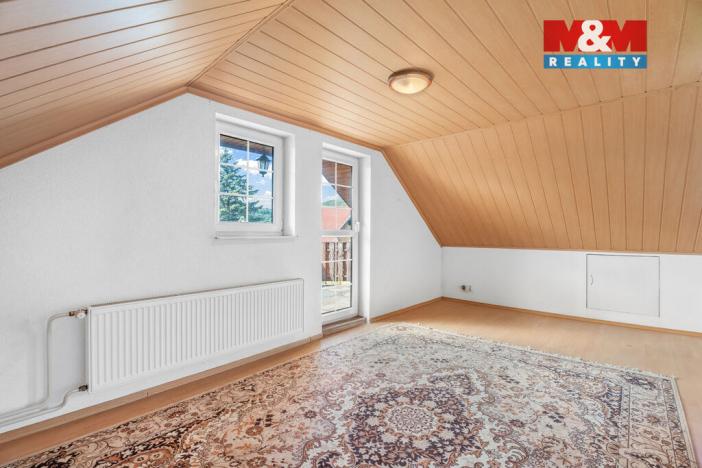 Prodej rodinného domu, Velké Chvojno - Malé Chvojno, 240 m2