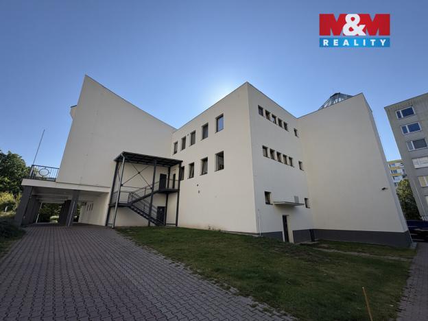 Pronájem kanceláře, Pardubice - Polabiny, Lonkova, 23 m2