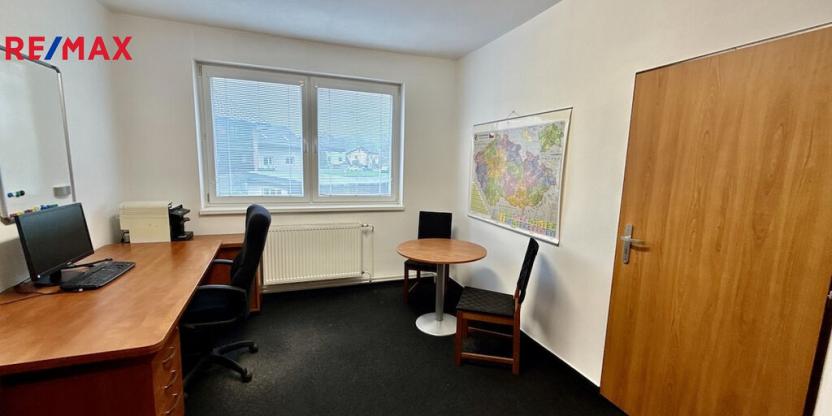 Pronájem kanceláře, Nýdek, 38 m2