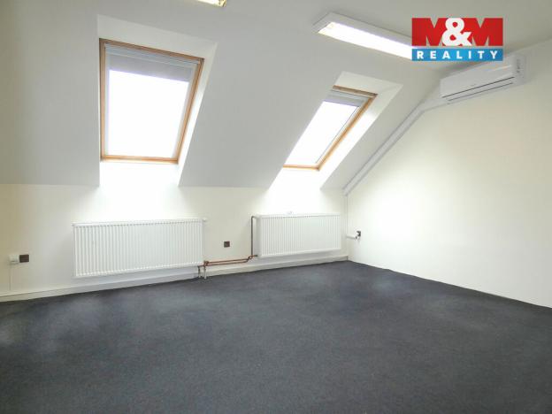 Pronájem kanceláře, Ostrava, Karasova, 29 m2