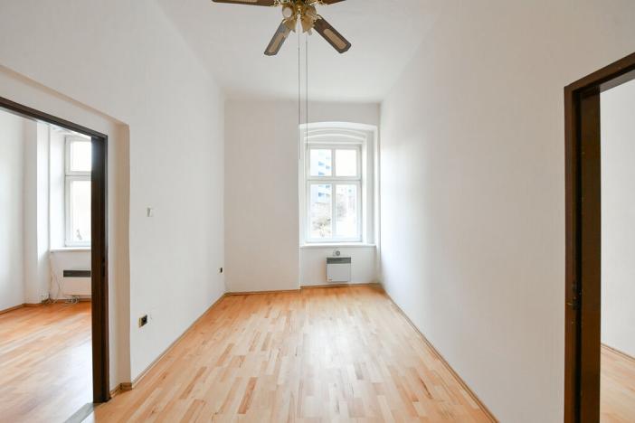 Pronájem bytu 3+kk, Praha - Žižkov, Lupáčova, 57 m2