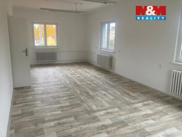 Pronájem kanceláře, Strakonice - Strakonice II, U Nádraží, 300 m2