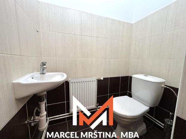 Pronájem bytu 1+kk, Hronov, T. G. Masaryka, 42 m2