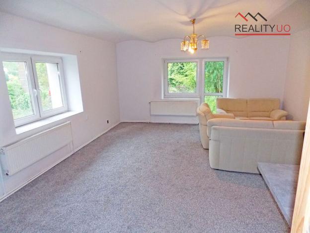 Prodej rodinného domu, Ostrov, 190 m2