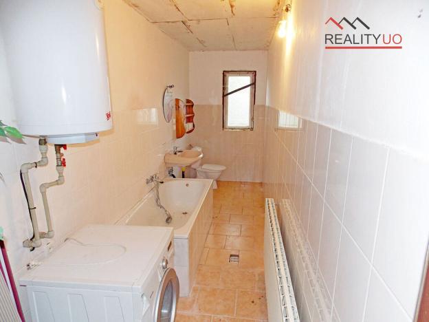 Prodej rodinného domu, Ostrov, 190 m2