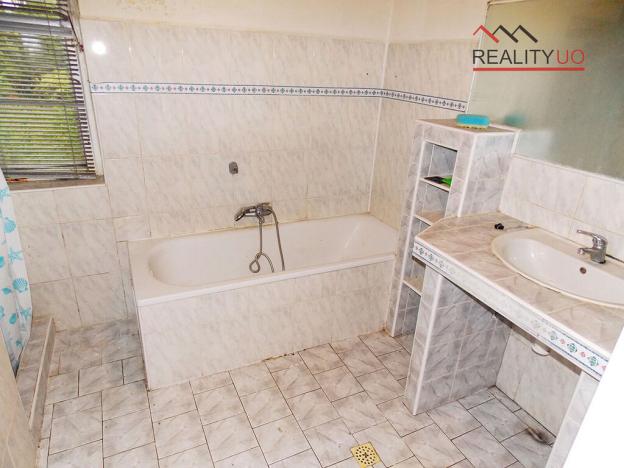 Prodej výrobních prostor, Ostrov, 190 m2